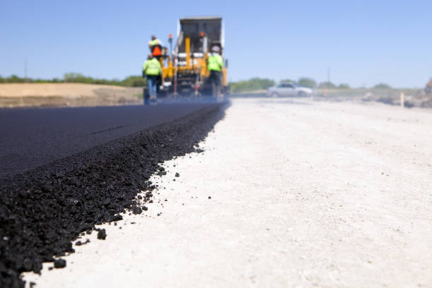 Best Asphalt Driveway Paving in Mlstadt, IL